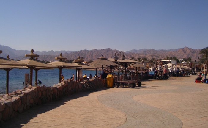 The pretty sea front in Dahab.